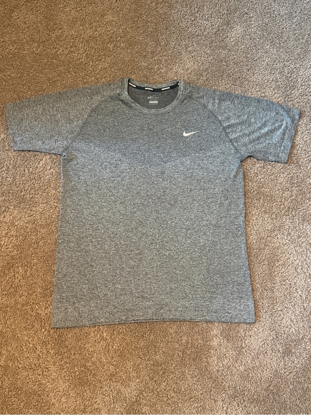 Like New Nike Men’s Dri-FIT Heather Grey Running Tee